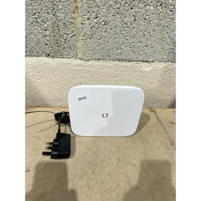 Vodafone Connect ADBA-GU14001A Modem Router Weiß WLAN 4x LAN Ports mit Adapter