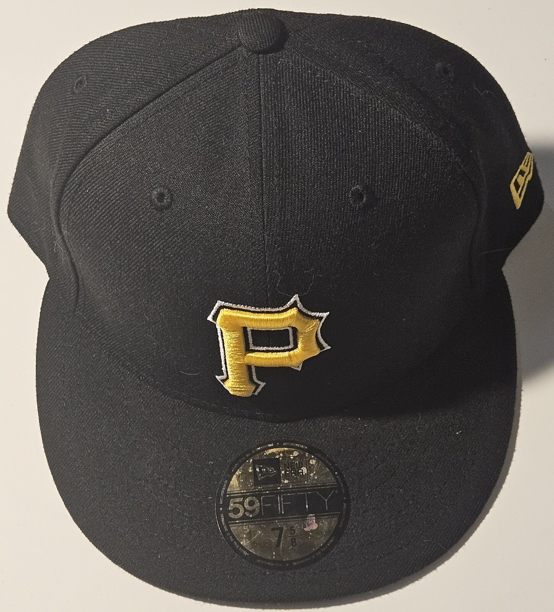 Pittsburgh Pirates Black P Logo New Era 59Fifty 7 5/8 MLB Fitted