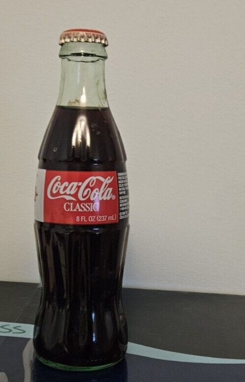COCA-COLA COKE 8 oz Bottle SUPER BOWL XXXII January 25 1998 SAN DIEGO CALIFORNIA