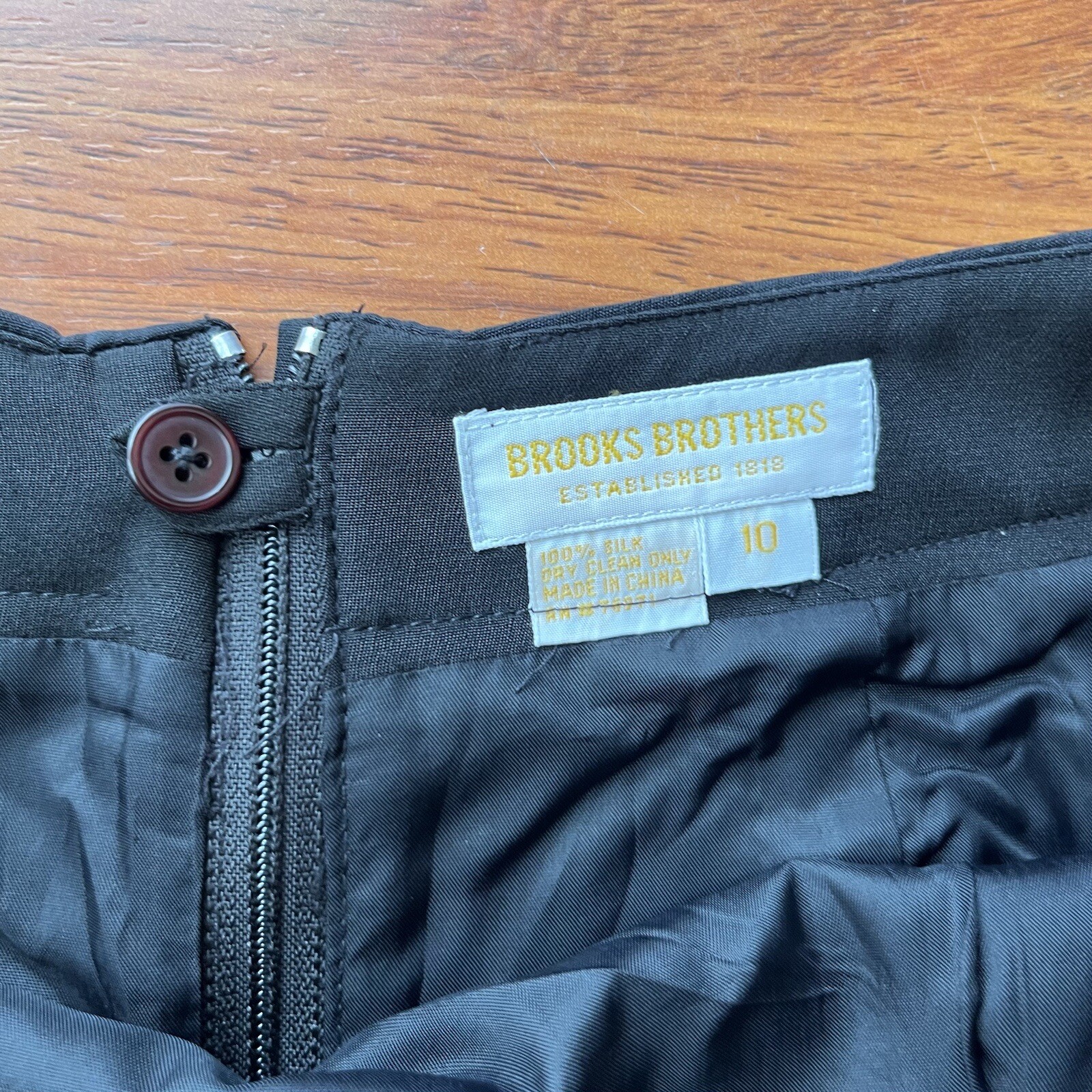 BROOKS BROTHERS Women’s Basic Classic Timeless Si… - image 4