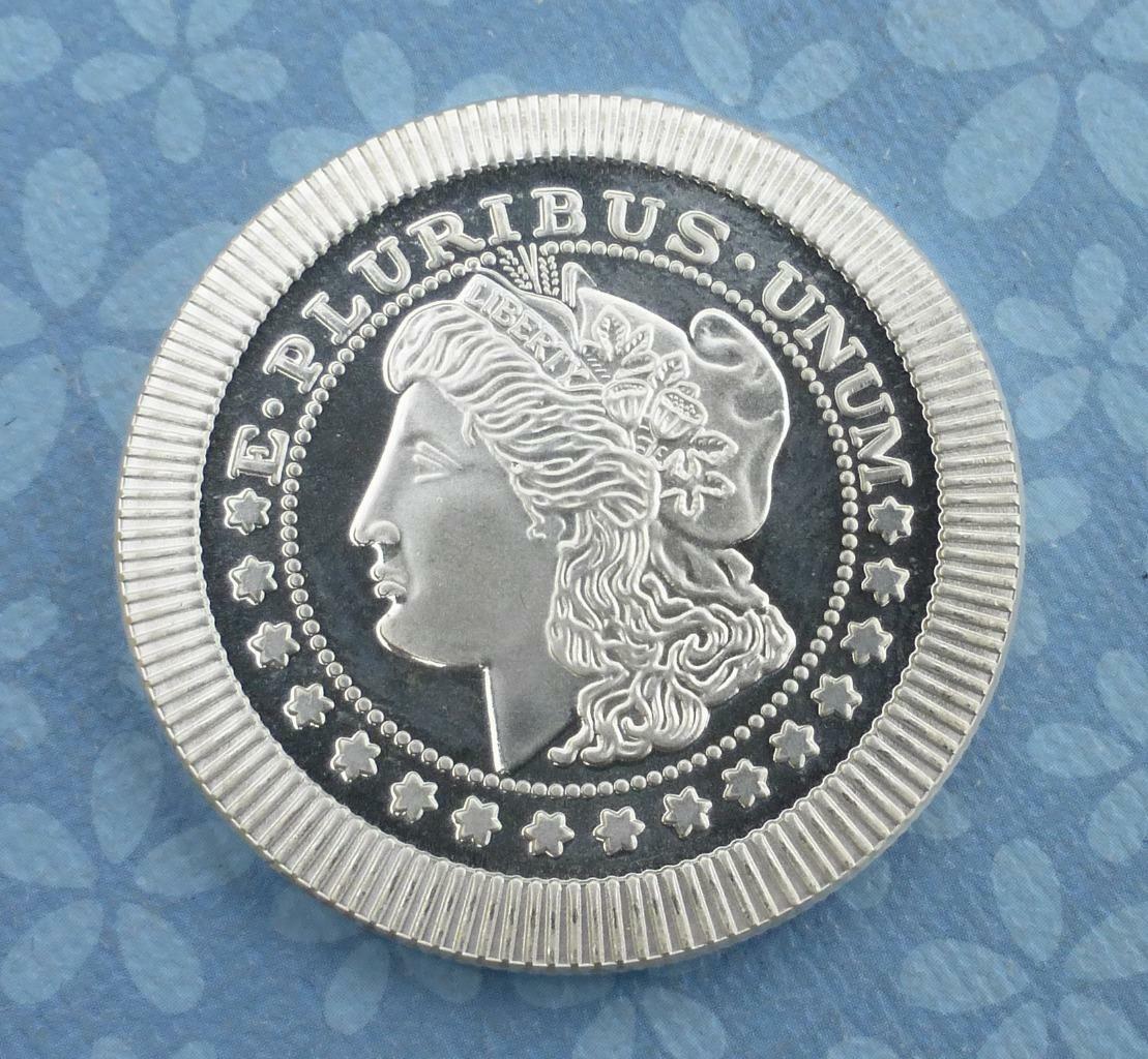 美品　キーチェーン　ウォートン　ペン大　Wharton Pennsylvania Pennsylvania Quakers Accessories, Unique Pennsylvania