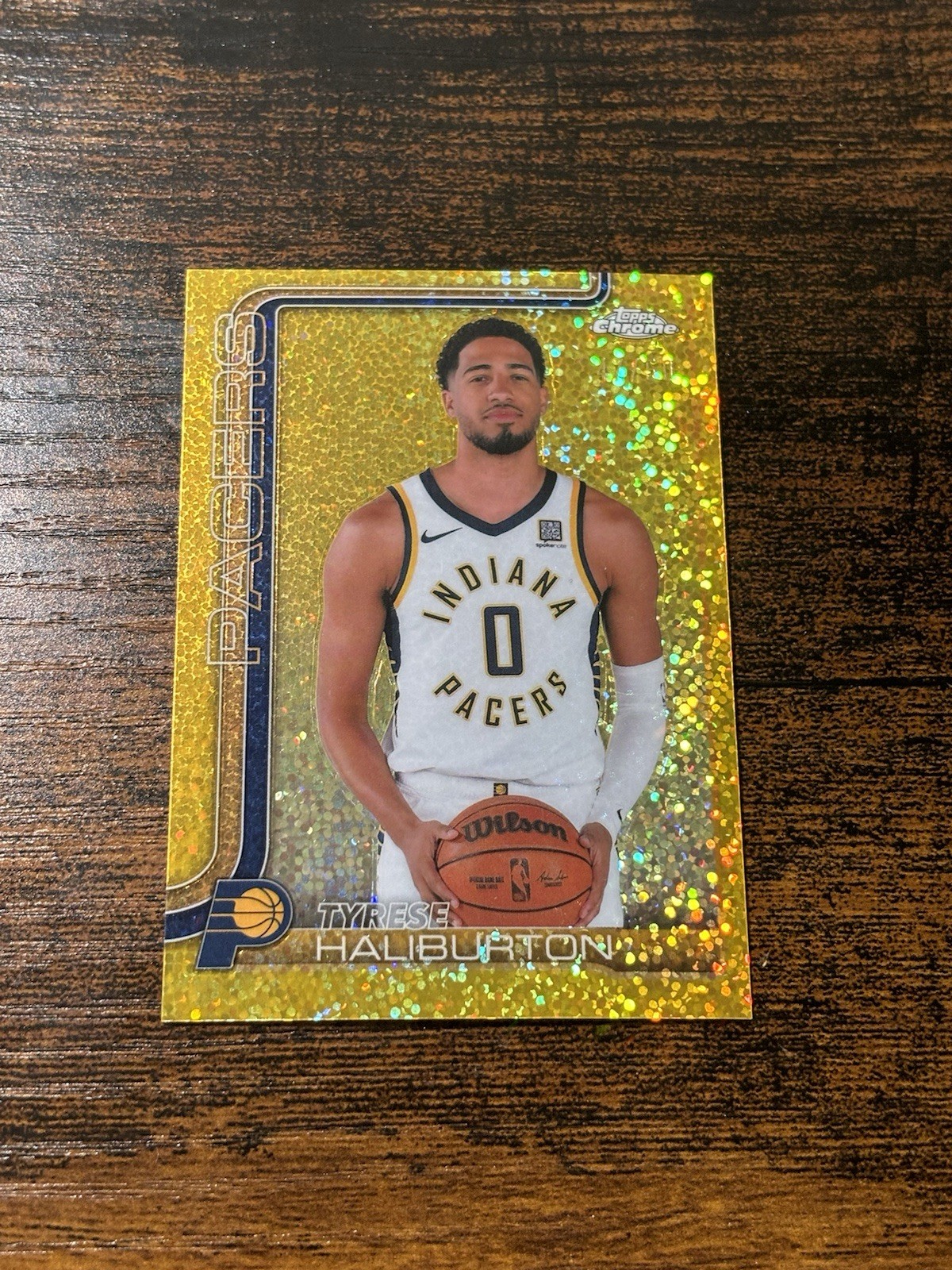 2025-26 Topps Chrome Image Variation Tyrese Haliburton Gold Speckle /50 SSP