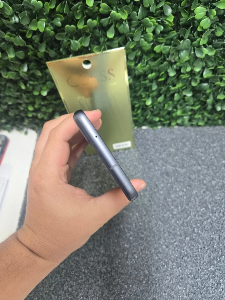 Samsung Galaxy S21 FE 5G – SM-G990U – 128GB – Graphite – Unlocked – - Image 4 of 4