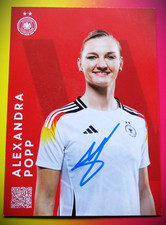 Alexandra Popp - Deutsche Fußballspielerin - Karte mit Original-Autogramm