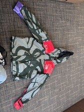 DS New Kaws x The North Face TNF 1986 Mountai...