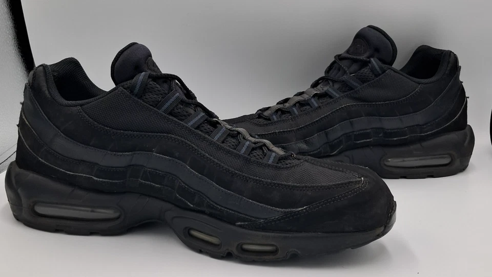 Size 15M | 16.5W - Nike Air Max 95 Triple Black - 609048-092 - Image 2 of 4