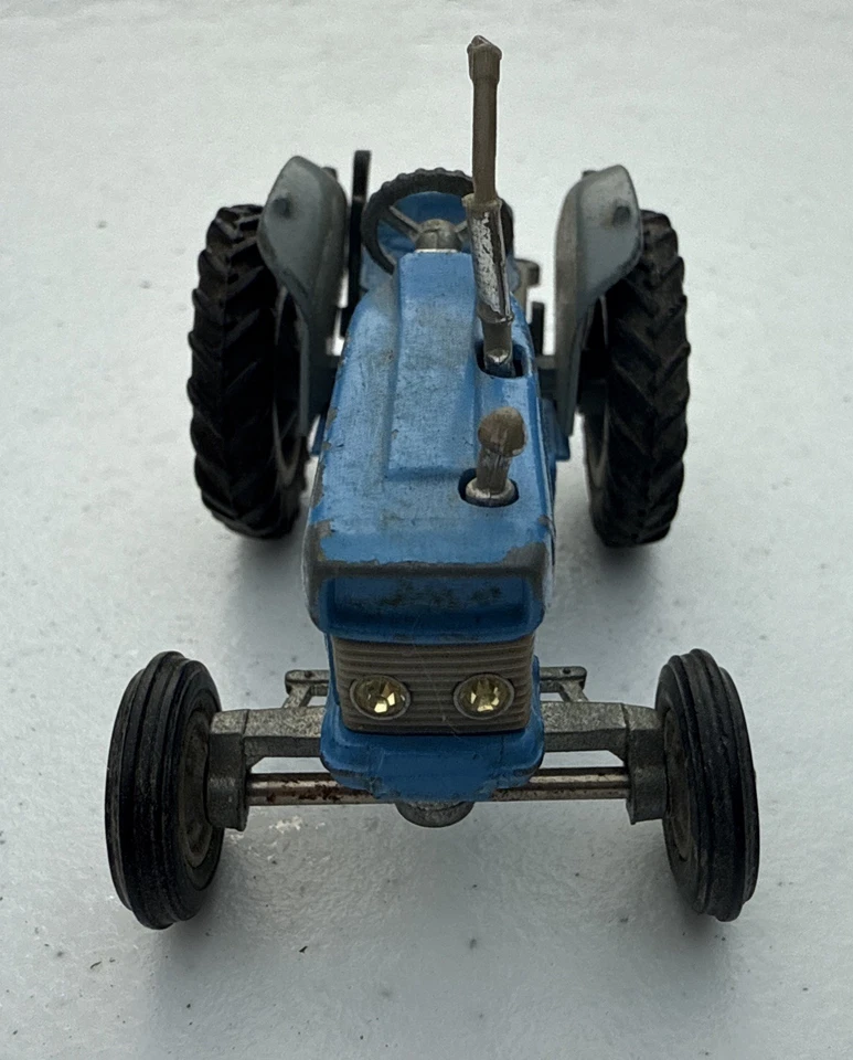 Vintage 1969 Corgi 74 Diecast Blue Ford 5000 Super Major Farm Tractor Read Disc - Image 2 of 4
