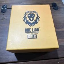 Skull Shaver One Lion Gold PRO Face Shaver for Men - Electric shaver with Foil