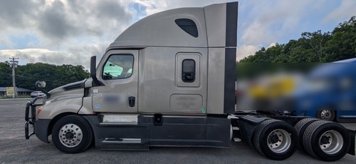 2020 Freightliner Cascadia