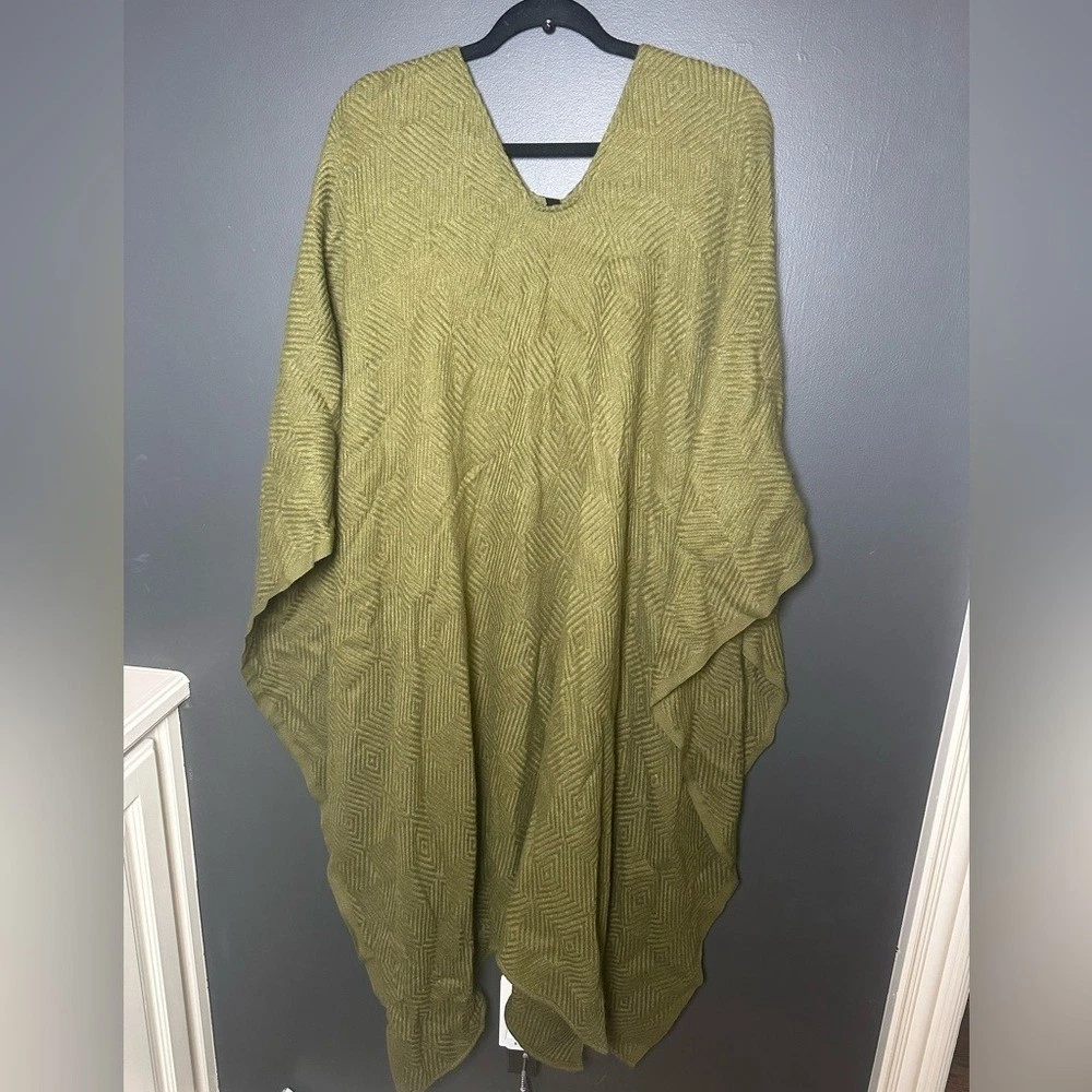 Eileen Fisher | Stunning Olive Green Poncho | Shrug | EUC | 2XL(Fit Large - 3XL)