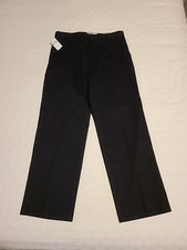 NWT Dockers Classic Fit Men's Easy Khaki Classic Fit Black Size 33/30