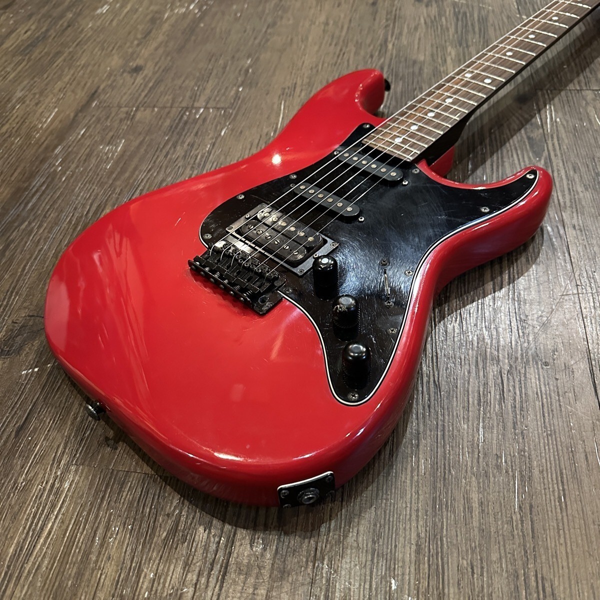 ギター Tokai Super Edition TOKAI electric guitar TOKAI SUPER EDITION Stratocaster type