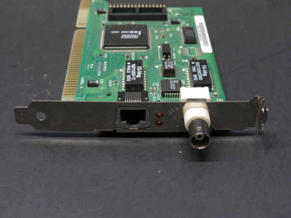 INTEL ISA NETWORK CARD WITH BNC 352621-003 fcc id:EJMNIO-EPXISA2W - Image 2 of 4
