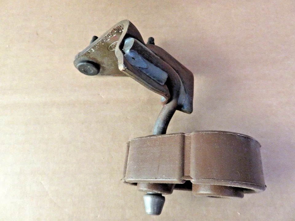 Soporte escape Ford F81Z5A246JA nuevo OEM 1999-2015 F SUPER DUTY Foto 2 de 4