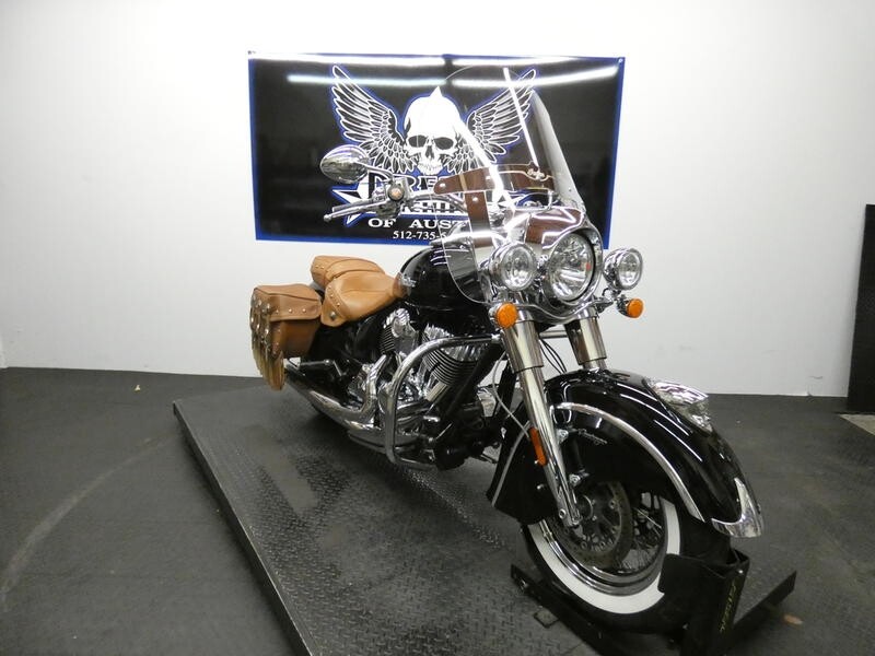 2016 Indian Motorcycle Chief Vintage Thunder Black  Dream Machines of Austin  2016 Indian Motorcycle Chief Vintage Thunder Black  14