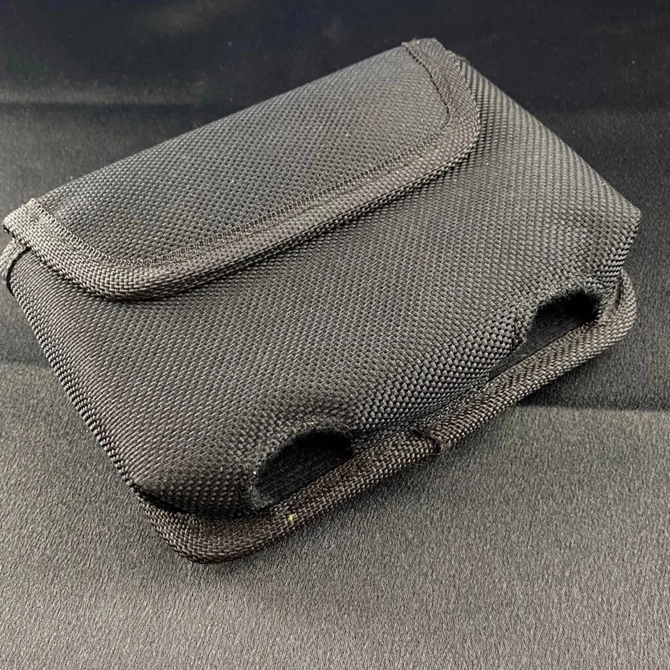 Bolsa de cinturón para cargador Taurus Bulldog con cierre magnético negra 4” x 5,5” oculta Foto 4 de 4