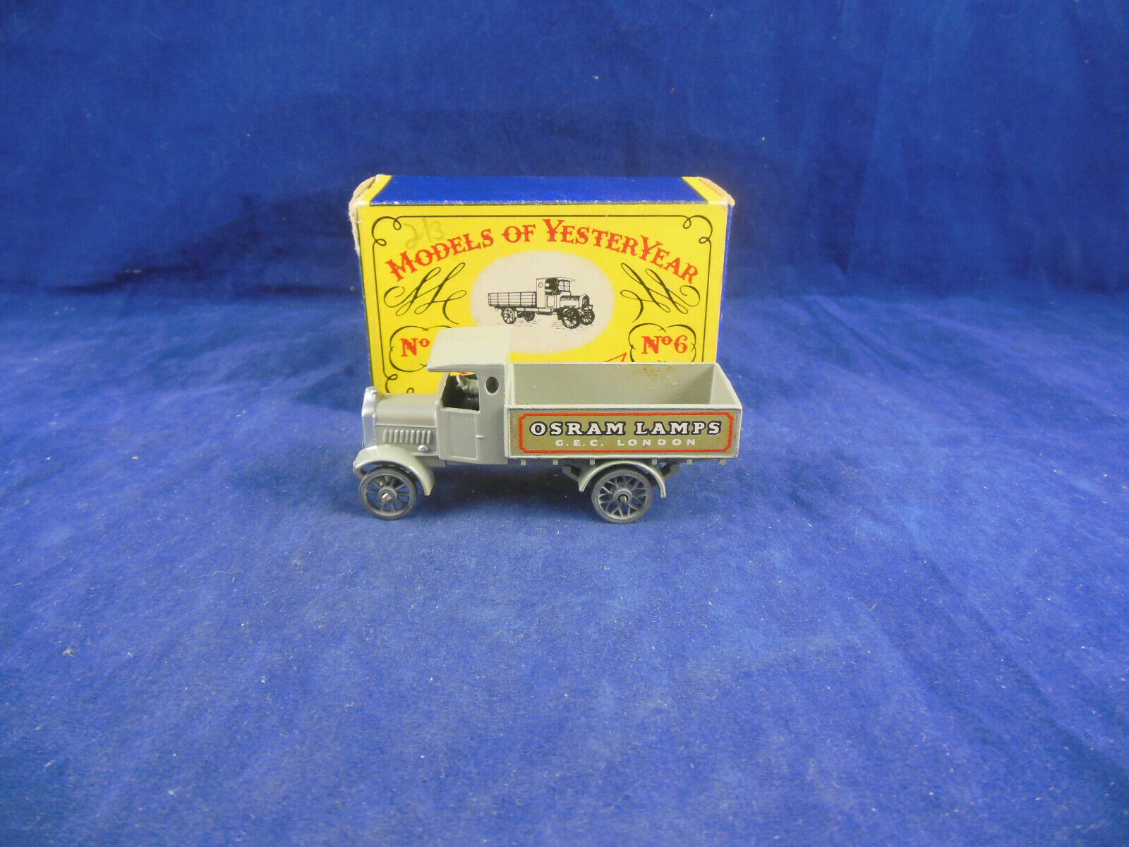 Matchbox Yesteryear Y6, AEC Y Type Lorry - Free Price Guide Matchbox Yesteryear Y6, AEC Y Type Lorry - Free Price Guide