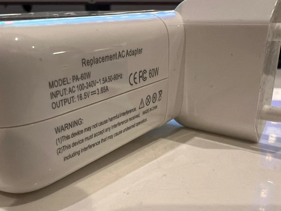 Apple MacBook 13" A1181 – 80GB – Core 2 Duo – Perfettamente Funzionante – macOS - Immagine 3 di 4