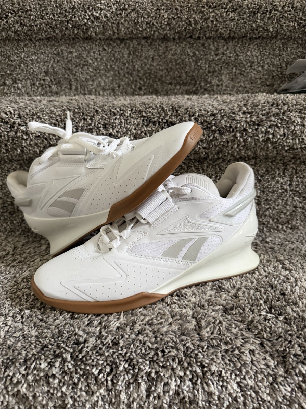 Reebok The Pump Women's Lifters - Shoes White Leather Mesh U