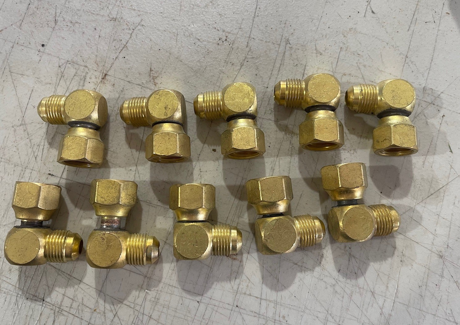 (10) 90 Degree Brass Swivel Elbow Flare Fitting 