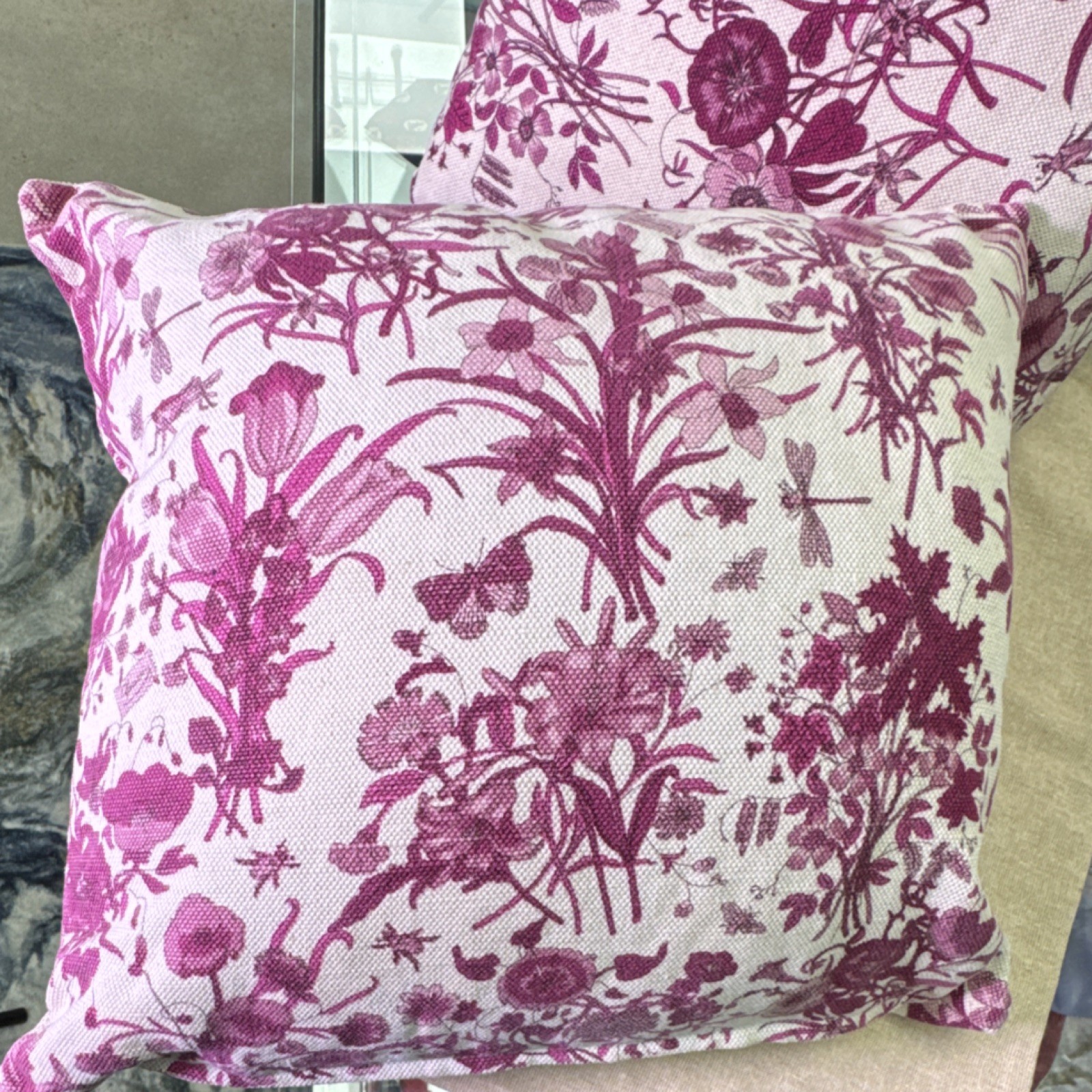 Gucci Pink Purple White Floral Decorative Square Throw Pillow with Zip Closure thumbnail 8