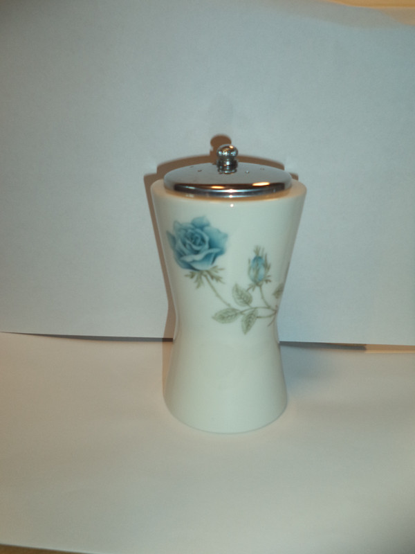 Syracuse China Carefree Concord Rose Salt Shaker Excellent Condition