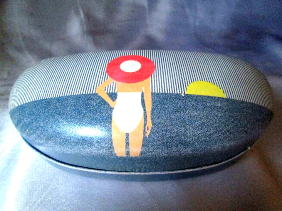 ETUI à LUNETTE DECO gainé CUIR Boitier Design hide Box Glass DERRIERE LA PORTE - Photo 1/4
