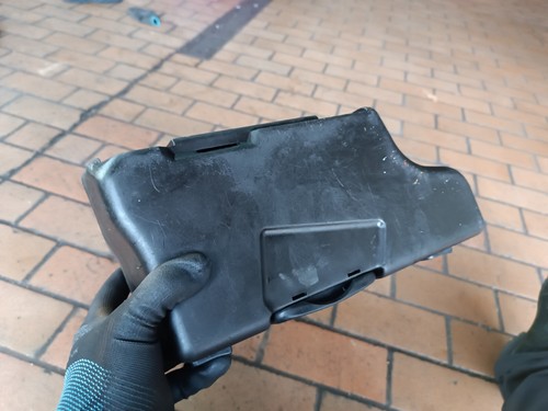 Original Audi A6 4B C5 Ausgleichsbehälter Kühlwasserbehälter 4B0121403