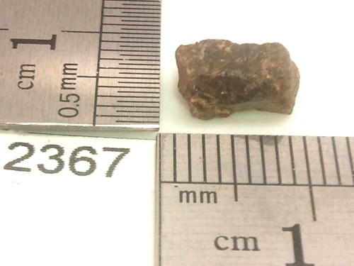 Rubis brut de Mozambie 0,56g corindon opaque non traité mineraux lithotherapie - 第 1/2 張圖片