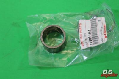 NOS Kawasaki KX80 ZX750 ZL900 KZ750 ZN700 Exhaust Pipe Clamp