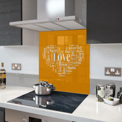 Premier Range Ihre eigene Wort-Collage auf einer Glasrückwand