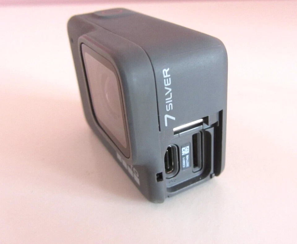 GoPro Hero 7 Silver 4k Action Camera (Not power up) - Image 4 of 4