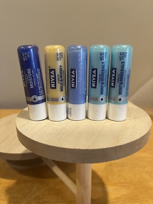 NIVEA Lot Of 5 Mint Minerals Moisture SPF 4 Milk  & HONEY LIP CARE BALM SEALED