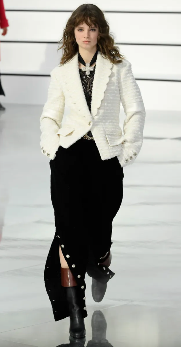 CHANEL 20A ECRU GOLD CC BUTTONS RUNWAY WOOL SILK JACKET 34