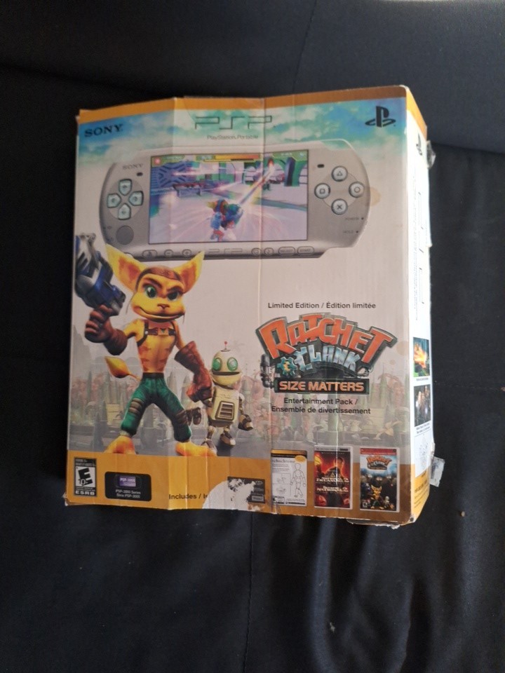 Sony PSP 3000 Ratchet & Clank Limited Edition Bundle Mystic Silver