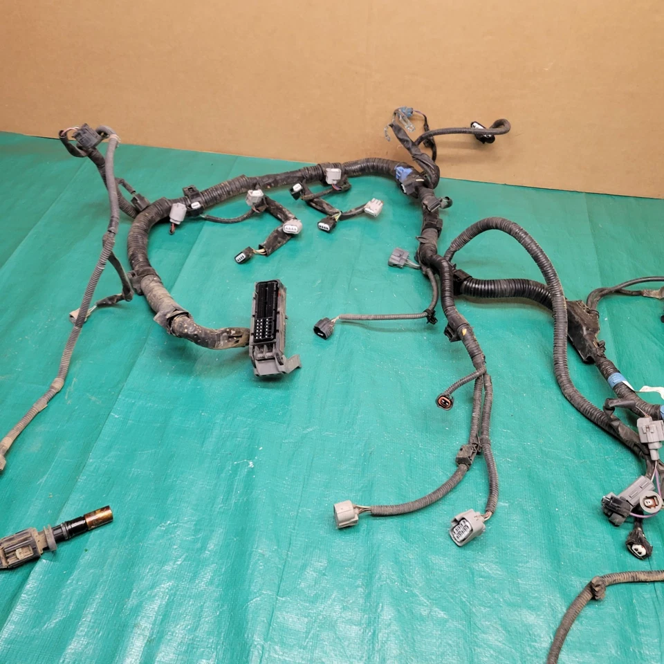 2007-2012 Toyota Yaris Sedan 1.5L Engine Wire Harness OEM 82121-52B20  - Image 3 of 4