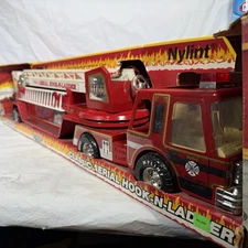 Nylint 540 Classic Aerial Hook N Ladder Fire Engine Truck 32 In Box Toy