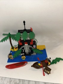 LEGO Pirates: Forbidden Cove (6264)
