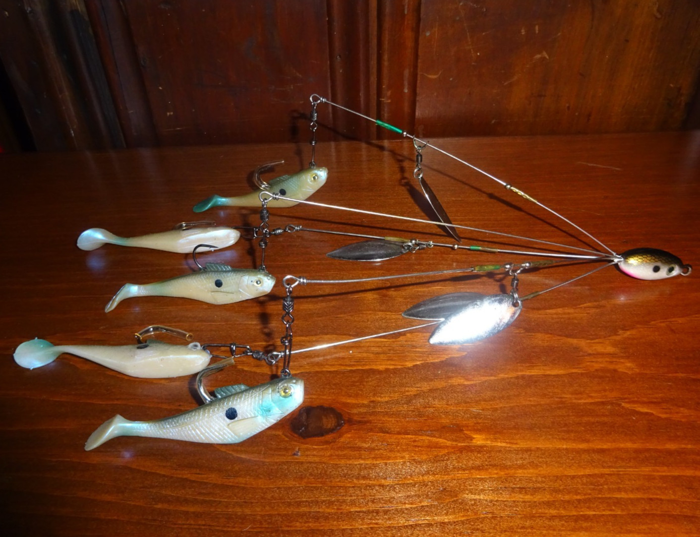Alabama Umbrella Rig, 5 Arms, 4 Blades, 8", 3/4 Oz., Shad, Pre-Rigged Swim Shad - Image 2
