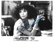 Joan Collins Autogramm signed 20x25 cm Bild s/w