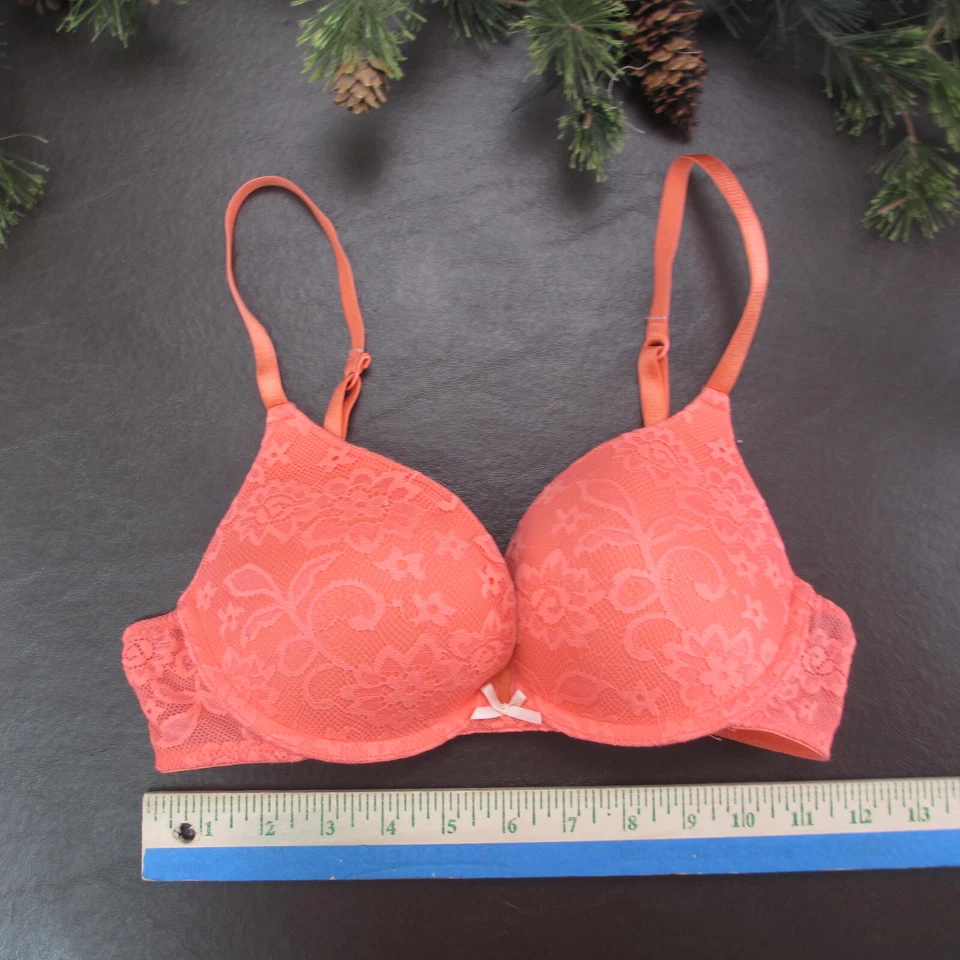 Sujetador Xhilaration 32C Rosa Encaje Acolchado Con Aros Cierre Ajustable Espalda Foto 2 de 4