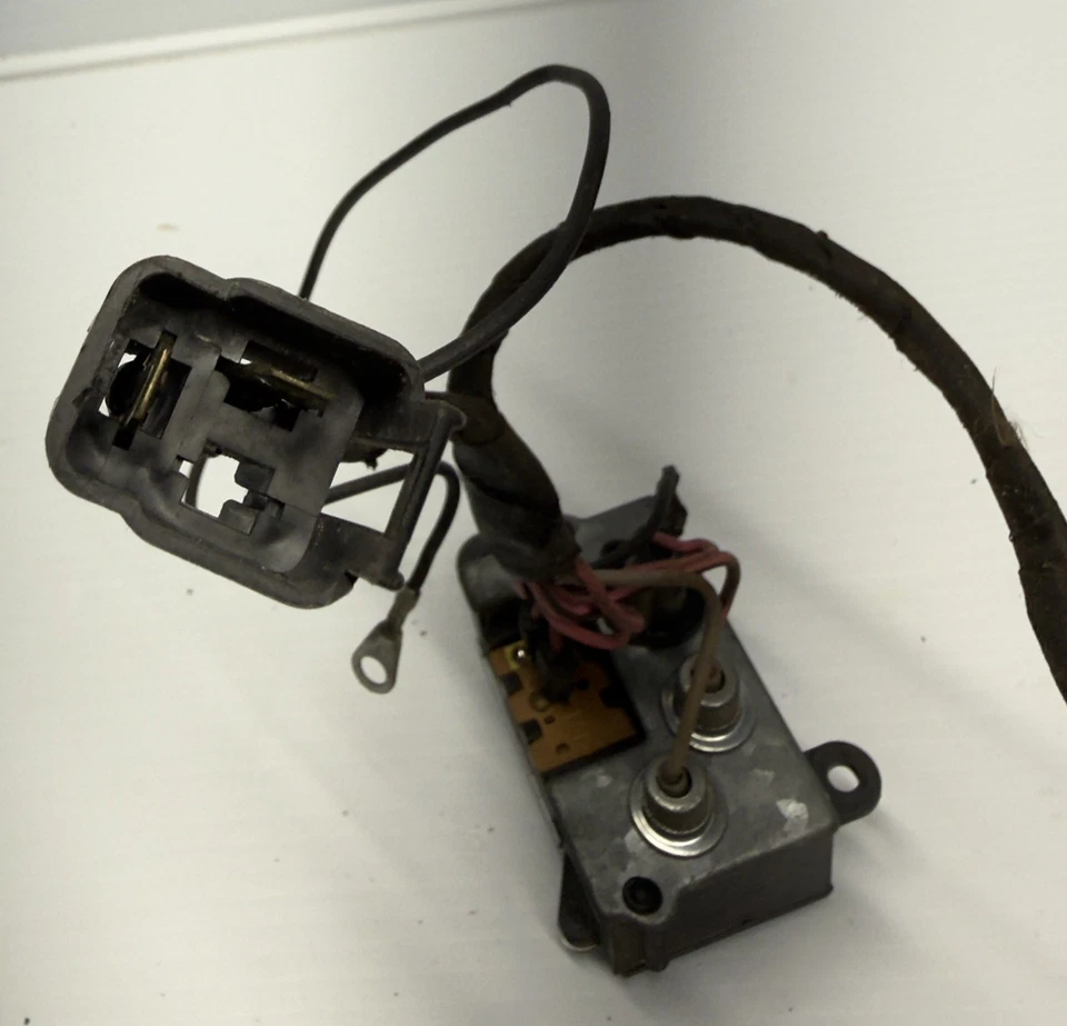 1971 1972 1973 CADILLAC DEVILLE FLEETWOOD ELDORADO CRUISE CONTROL DASH SWITCH - Image 4 of 4