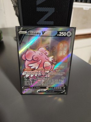 Pokémon TCG Blissey v 183/198 2021 Art Holo Card 