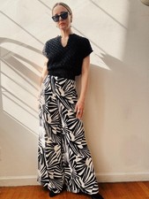 Vintage 1960s/70s Black White Graphic Silk Crepe Palazzo Pants