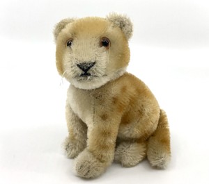 steiff lion cub