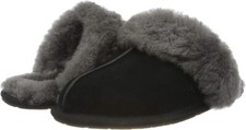 UGG Women's Scuffette II Slipper, Black/Grey, 05