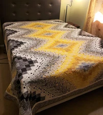 Queen size Bargello design Handmade Quilt made by GG . 96" / 87"