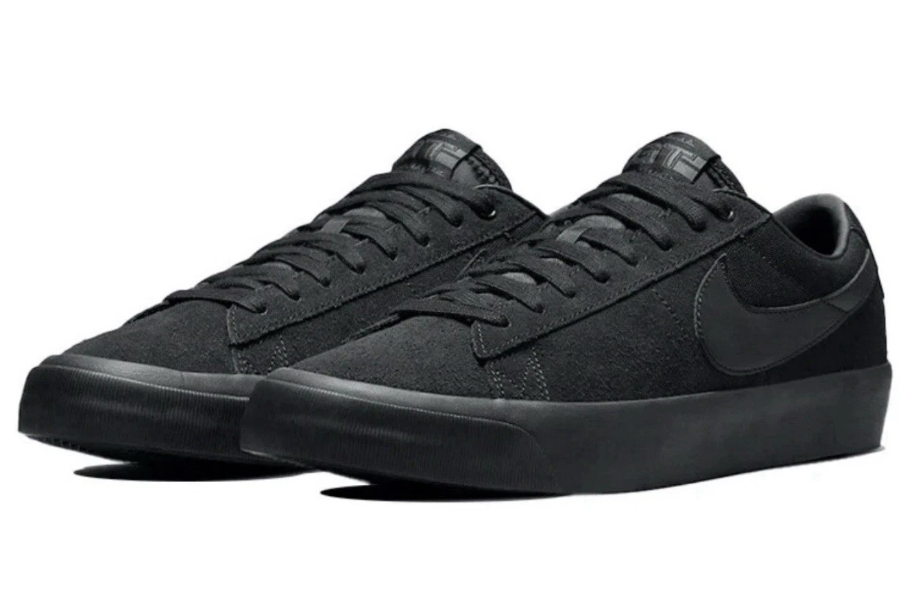 Nike SB Zoom Blazer Low Pro GT Size 10.5 Triple Black Triple Black DC7695-003