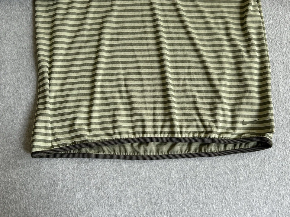 Рубашка женская Nike средняя зеленая для гольфа УФ Ace Dri Fit 1/4 пуловер на молнии в полоску - Изображение 3 из 4