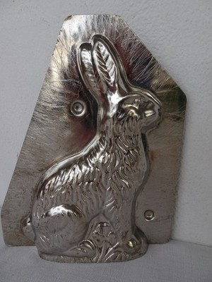 Vintage,sml.Deutsch,Hase im Gras,Metall,Form,2-teilig,Osterhase Nr.3097